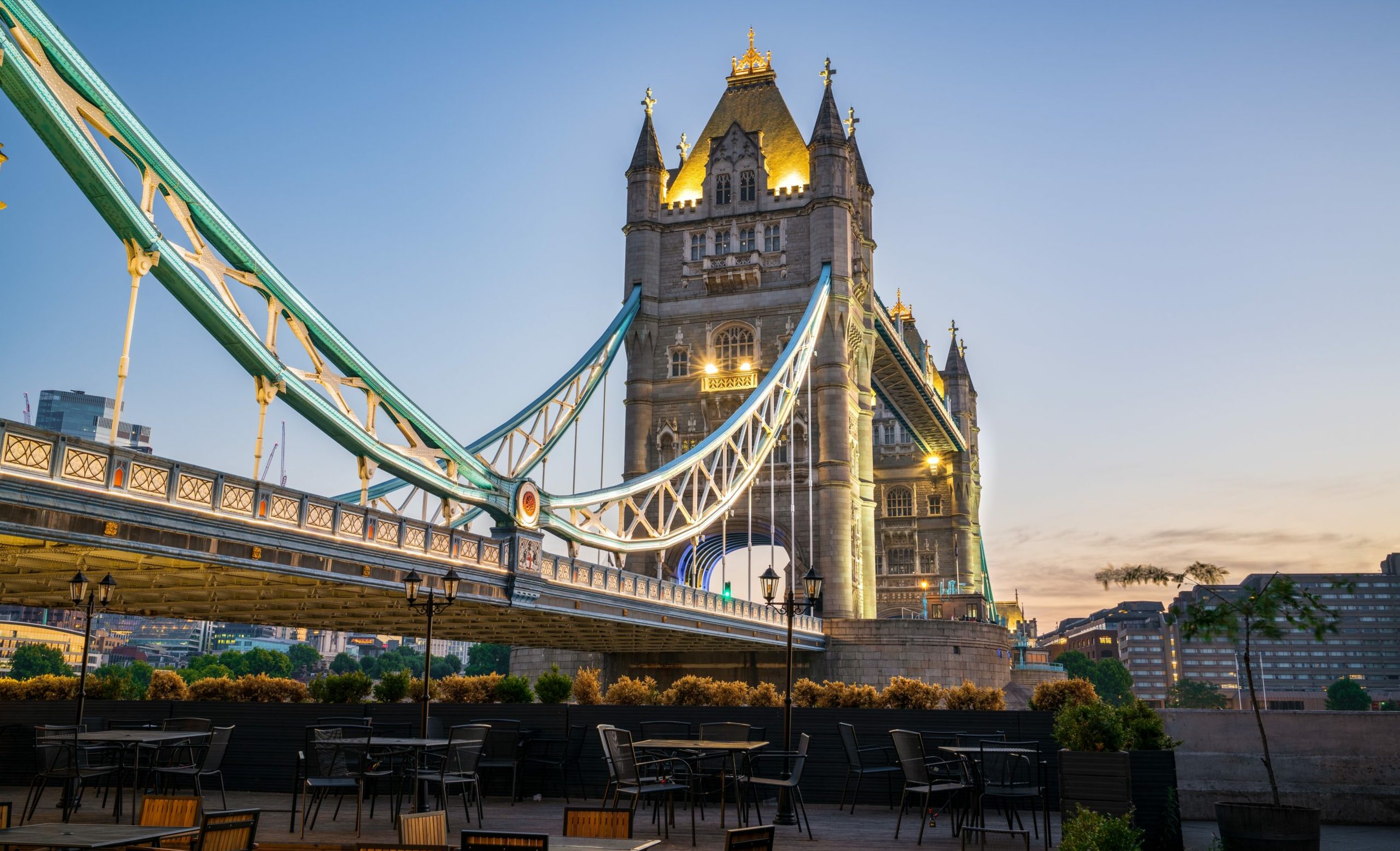 Solo dining in London: Beautiful restaurants with counter seating